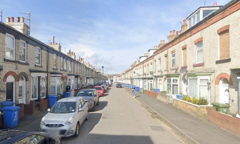 Scarborough - Suzuki car thieves target town centre street