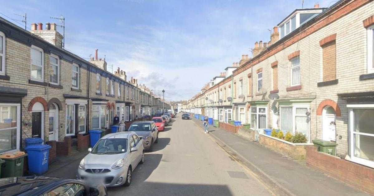 Scarborough - Suzuki car thieves target town centre street