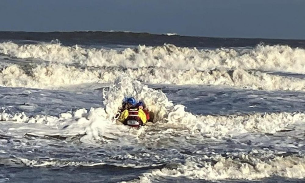 People almost 'cut off' by tide in Robin Hood's Bay