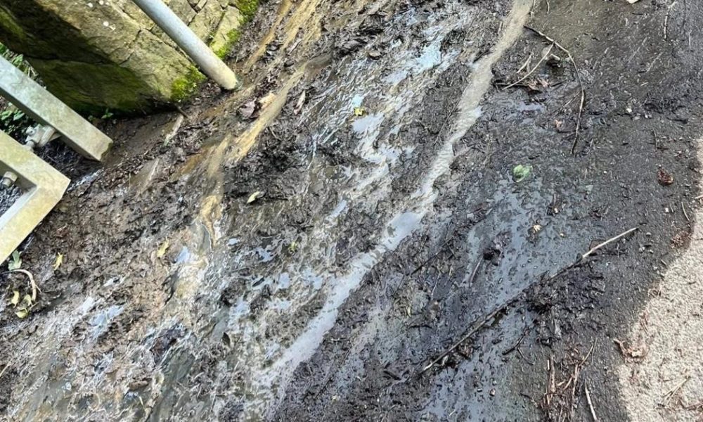 Drain installation in Astley Bridge to deal with foul-smelling water