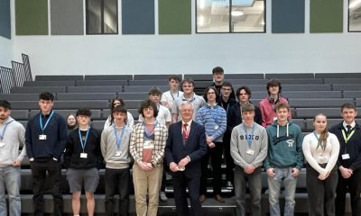 Sir David Davis drops in at Woldgate School in Pocklington