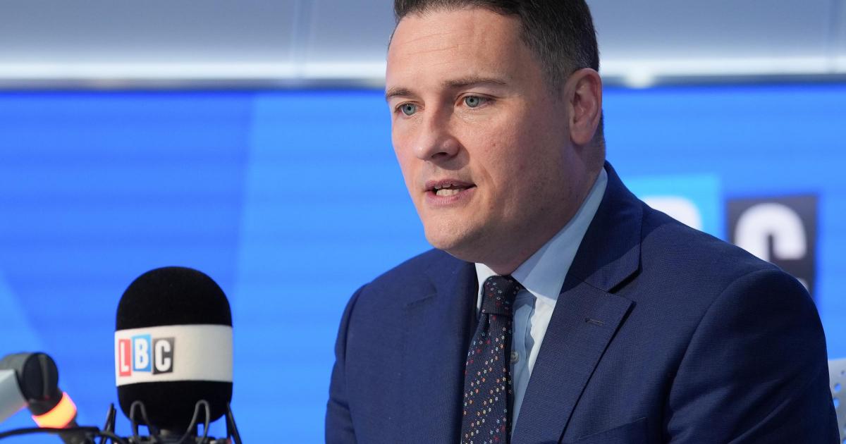 Disability DWP benefits fear as minister says cuts must come