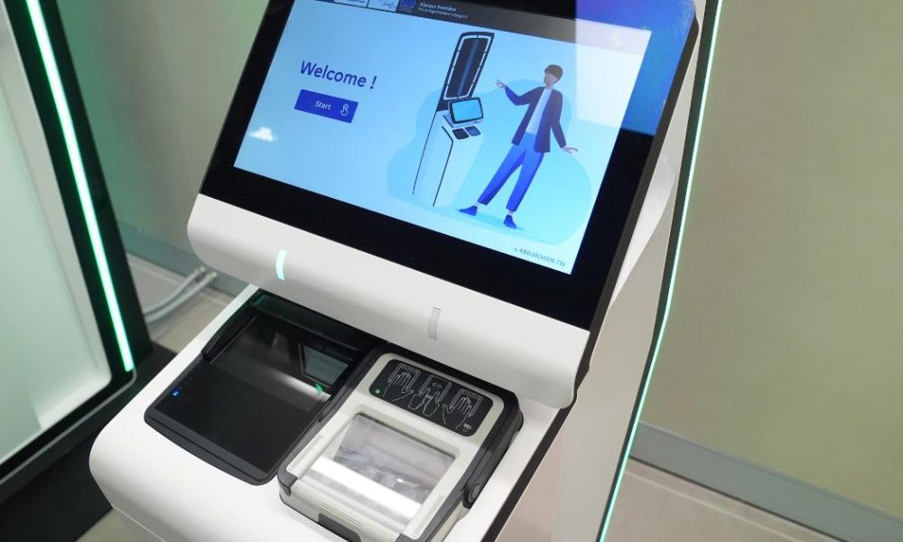 Greece scraps EES for all British passport holders