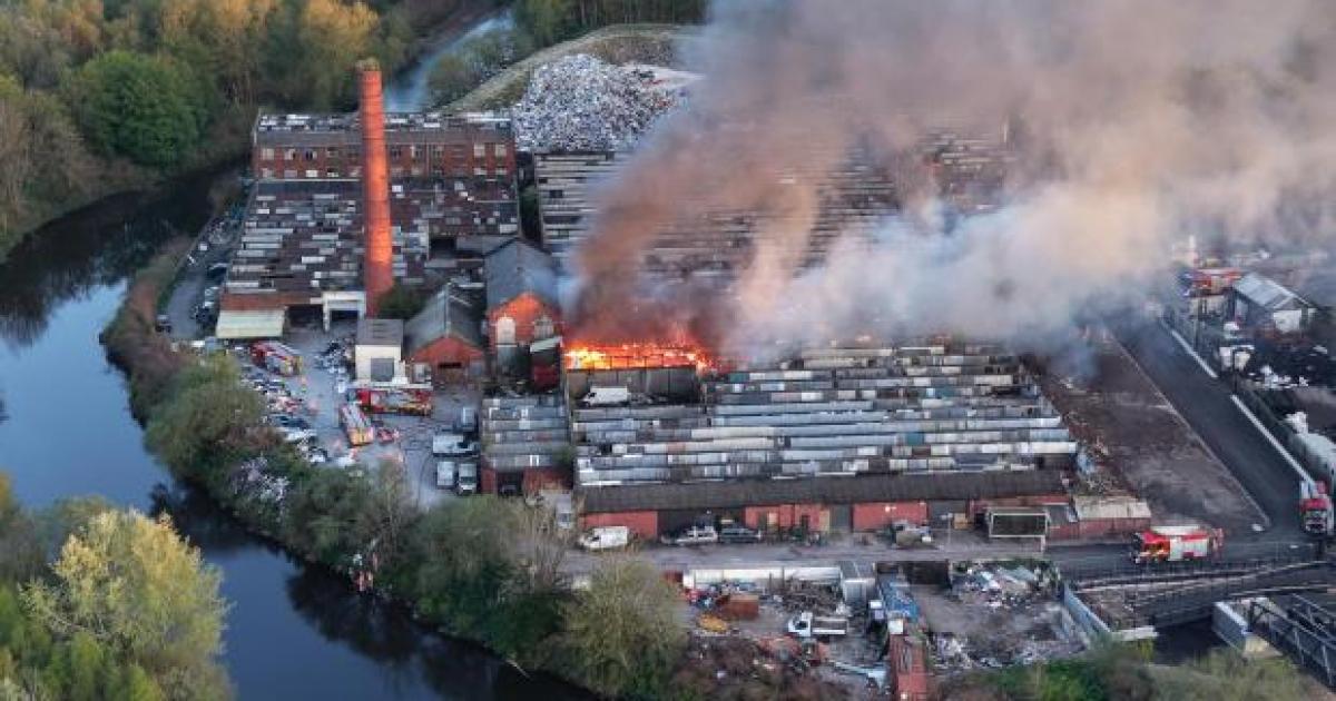 Firefighters tackle major blaze at Pioneer Mill, Radcliffe