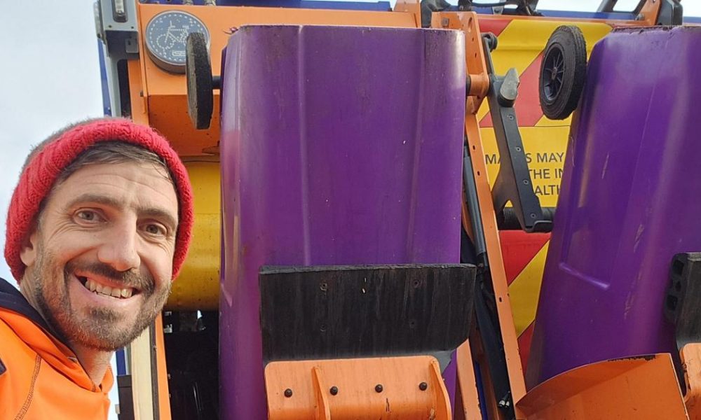 What to do if you forget bin day in the UK? Bin man advice