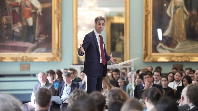 Ed Miliband Says He Will “Double Down, Not Back Down” On Clean Energy