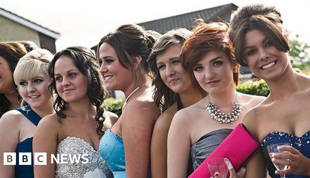 Newmarket woman, 18, says school prom cost 'extortionate'