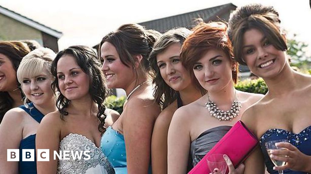 Newmarket woman, 18, says school prom cost 'extortionate'