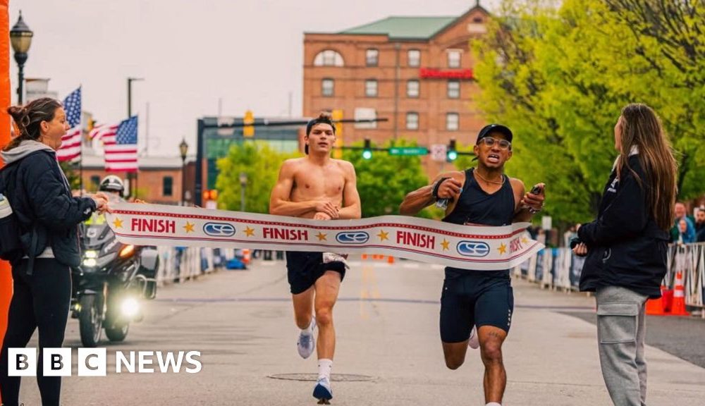 Victory slips away as marathon runner celebrates too soon