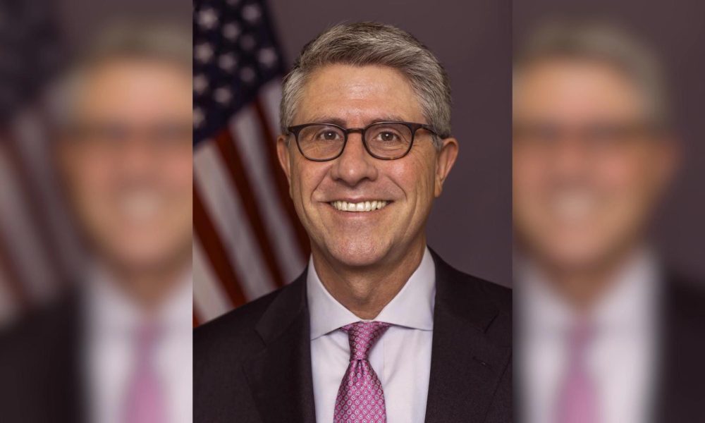 Securitize names ex-SEC official Brett Redfearn as president ahead of public listing