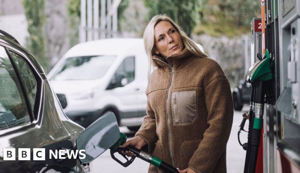 What's happening to UK petrol and diesel prices?