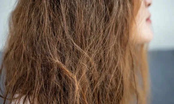 When protein-based shampoos, conditioners, masks and styling products are layered too frequently, the result can be protein overload.