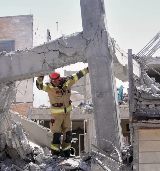 Trump Continues Threatening War Crimes If Iran Doesn’t Capitulate ‘Immediately’