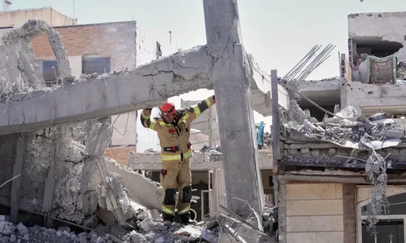 Trump Continues Threatening War Crimes If Iran Doesn’t Capitulate ‘Immediately’