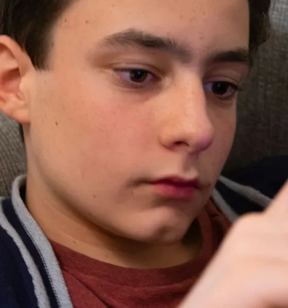 What Is Gooning? Therapist Explains The New Trend Parents Should Question