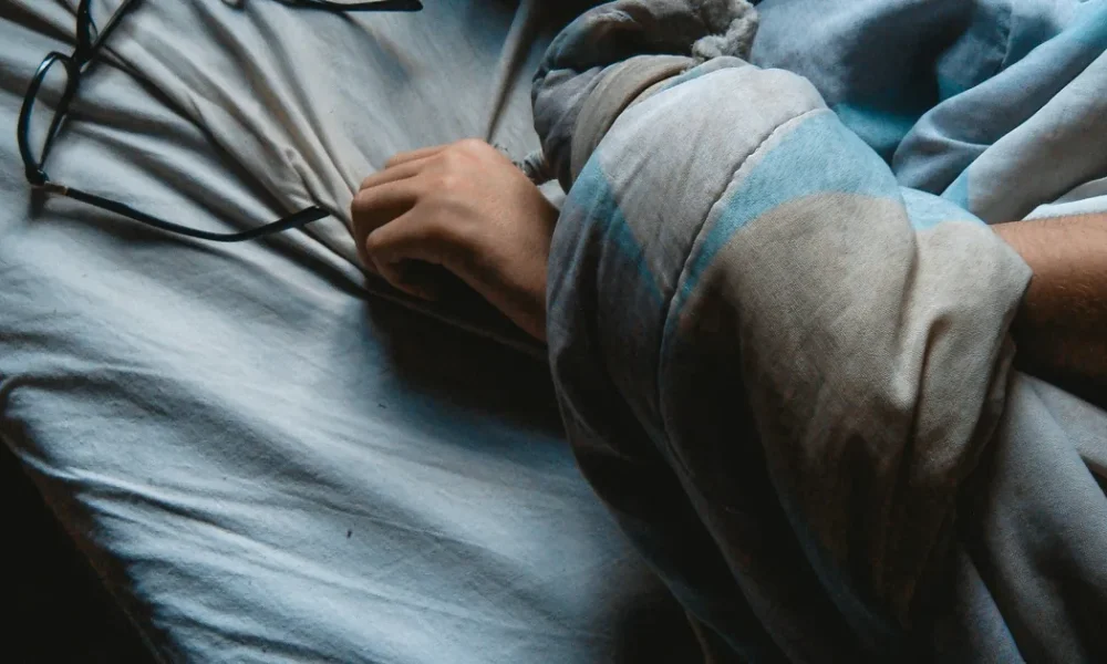 7 Steps To Retrain Your Brain For Deep Sleep