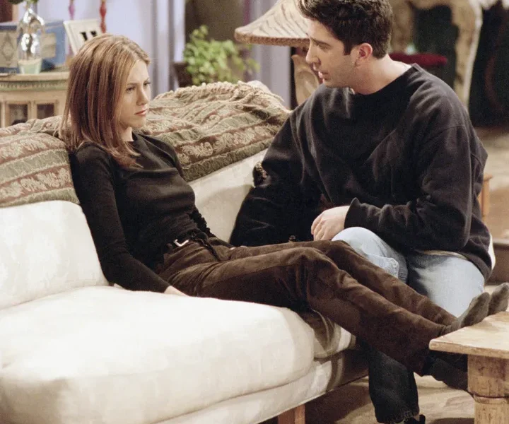 Jennifer Aniston and David Schwimmer as Rachel and Ross in Friends
