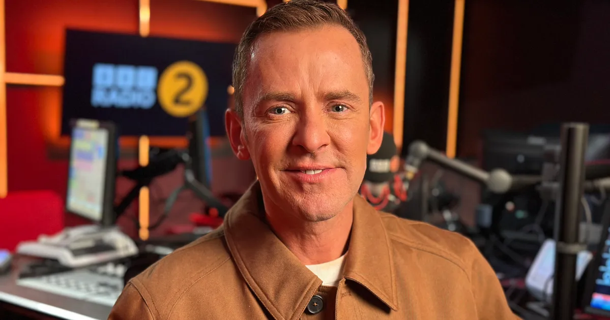 Scott Mills' Celebrity Bake Off Episode Axed By Channel 4