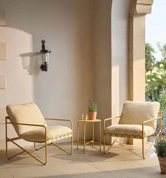 Best Garden Furniture And Decor 2026: Stylish Tables, Chairs, And Hosting Essentials