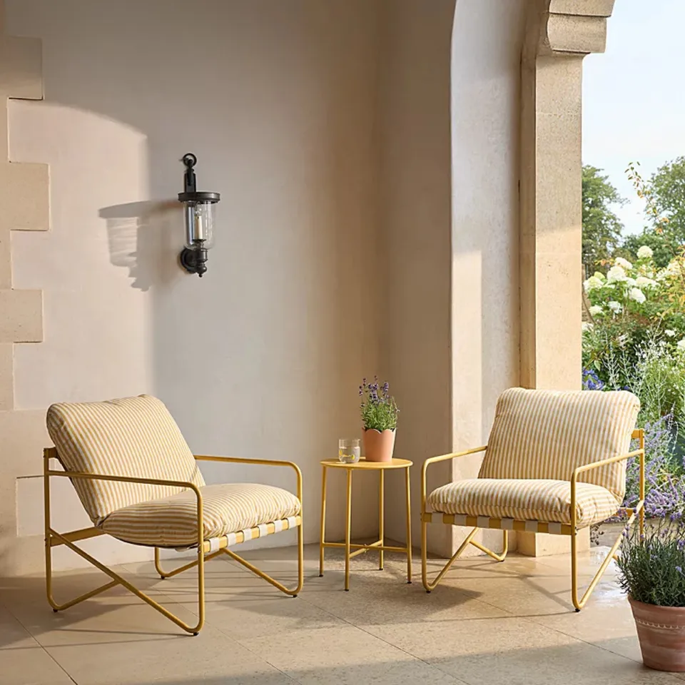 Best Garden Furniture And Decor 2026: Stylish Tables, Chairs, And Hosting Essentials