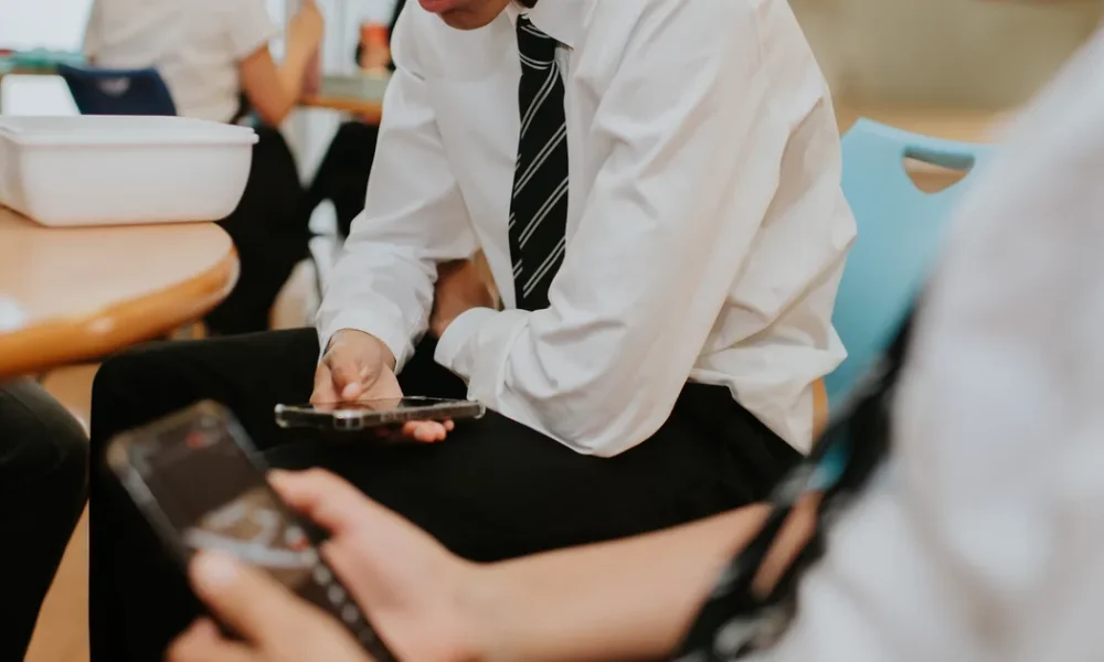 'Fake Screen Time' Is Trending: How Parents Can Talk To Teens About It