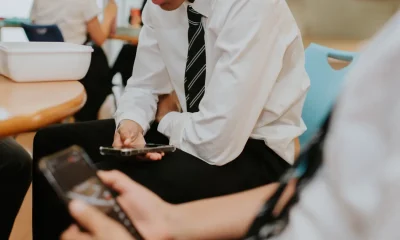 'Fake Screen Time' Is Trending: How Parents Can Talk To Teens About It