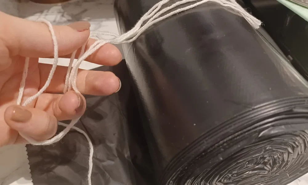 UK Gardeners Told To Hang Plastic Bag In Trees This Spring