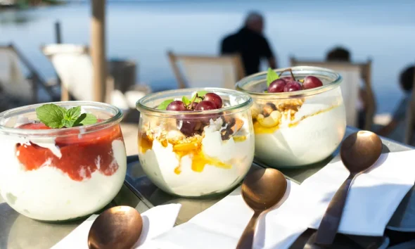 What's The Difference Between Greek Yoghurt And Skyr?