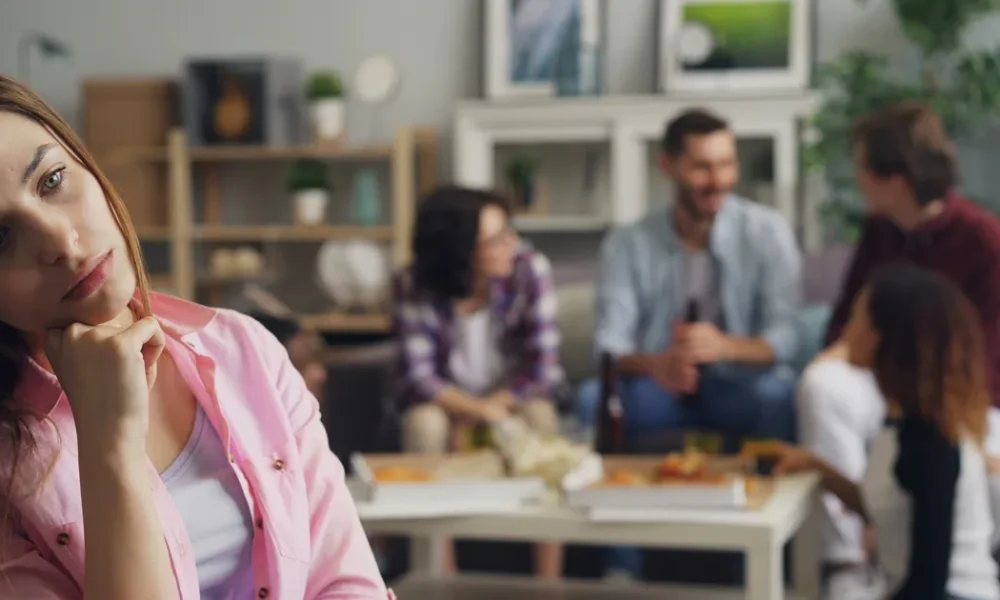 Therapist Explains Why 'Friendship Breakups' Hurt As Much As Relationship Split