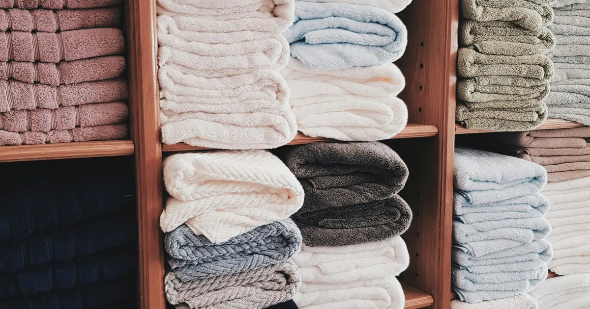 Here's What The Non-Fluffy Stripes On Towels Are Really For
