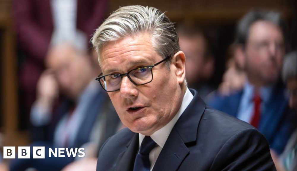 Keir Starmer faces vote on inquiry over Mandelson vetting claims