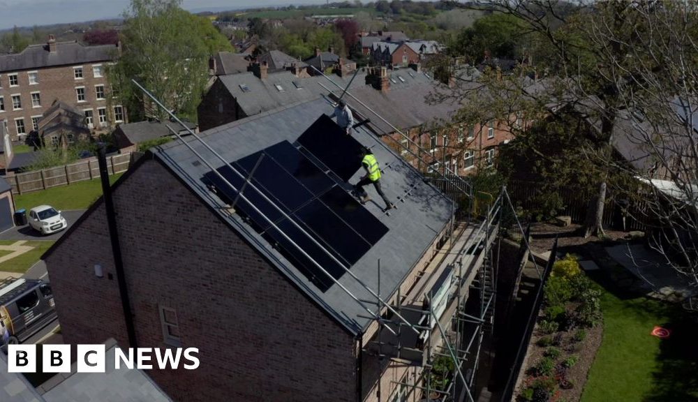 Homeowners turn to solar panels as oil prices rise