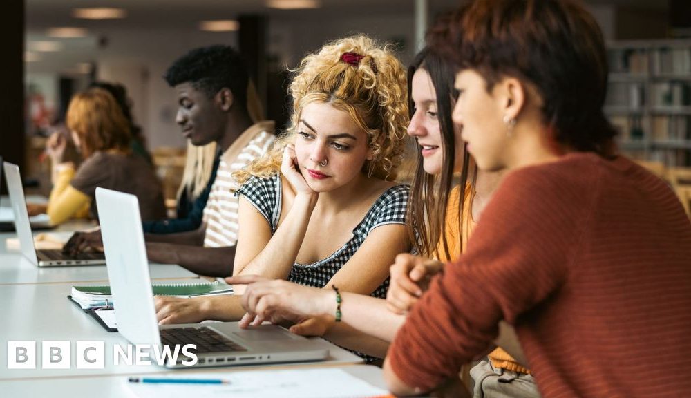 Plan 2 student loan interest rates capped at 6% in England