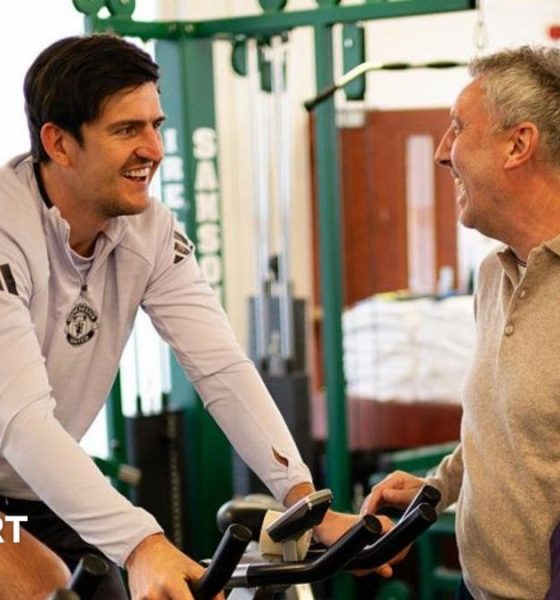 Manchester United defender Harry Maguire (left)