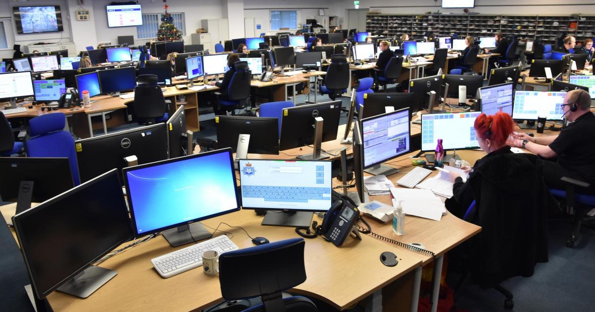 999 call pest Andrew Peacock given 3 months to reform