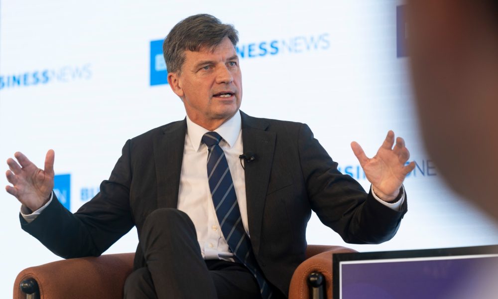 'Desperate dog-whistle': coalition unveils migrant plan