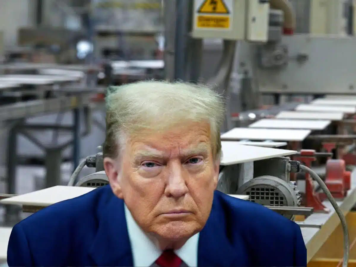 TUC calls for urgent support for at-risk manufacturers as illegal war fuels Trumpflation