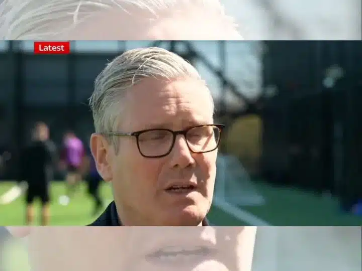 Keir Starmer looking defeated