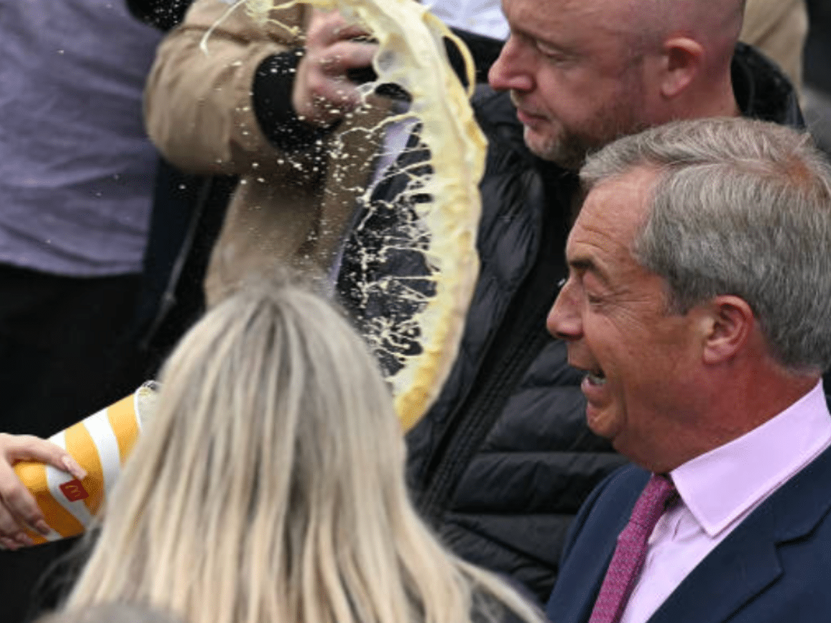 Farage faces opposition from Sunderland fans over visit