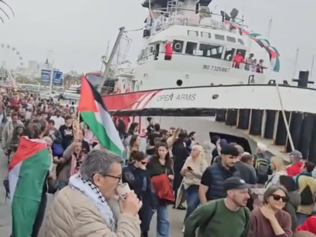 Gaza flotilla leaves Barcelona