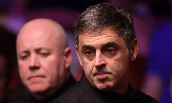 Ronnie O'Sullivan looking 'pretty evil' as World Championship challenge gains momentum