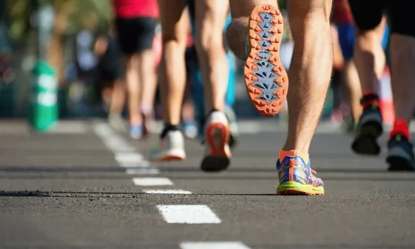 How long it should take you to run a mile, according to your age