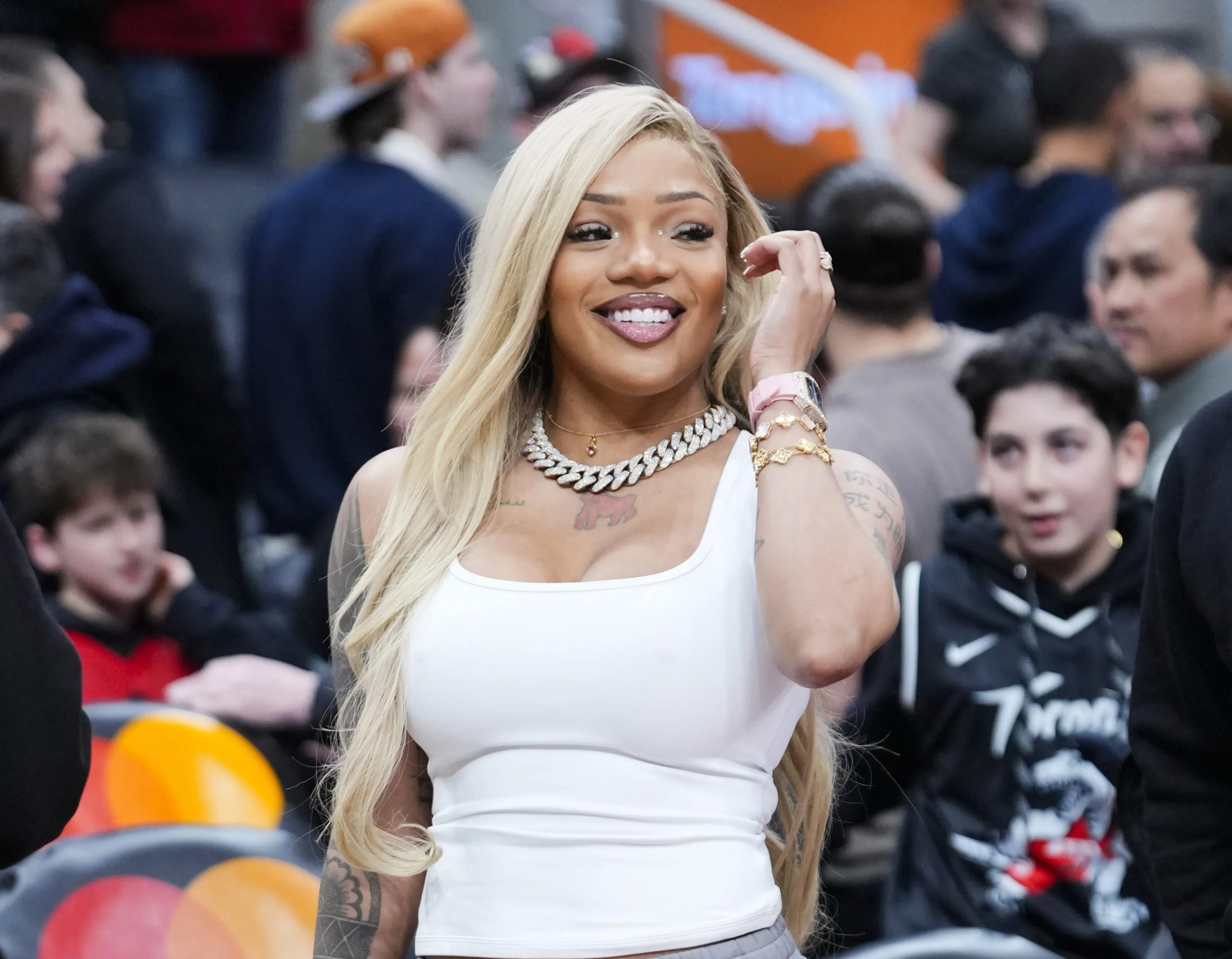 GloRilla Addresses Pregnancy Rumors During Recent Basketball Game Appearance