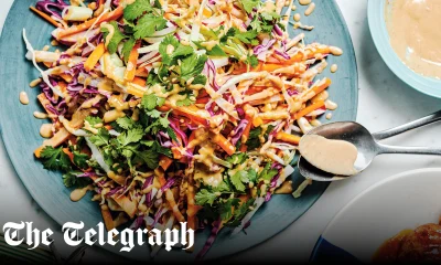 Crunchy carrot and cabbage salad with a peanut dressing