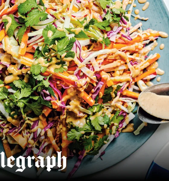 Crunchy carrot and cabbage salad with a peanut dressing