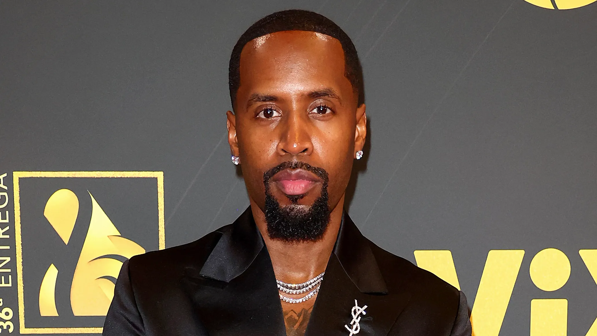Internet Users Share Support For Safaree After He Says He Feels Like He Doesn’t Want To Be Here Anymore Following The Passing Of His Mom