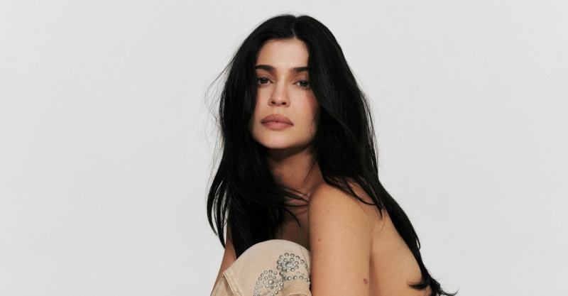 Kylie Jenner KHY Born LA