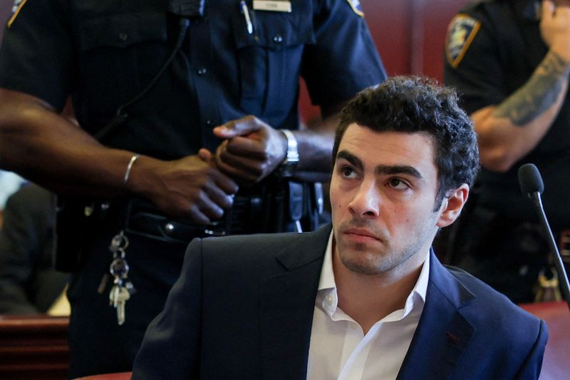 Luigi Mangione’s continued support shows need for swift trial, prosecutor says