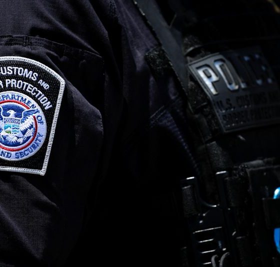 US judge says border officials violated her previous order on warrantless arrests