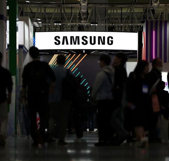 Samsung Elec likely to report stupendous surge in quarterly profit to record level